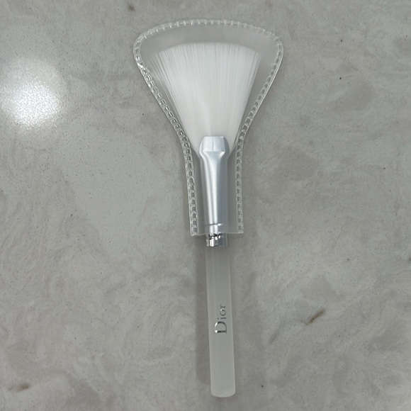 Dior Capture Totale Mini Travel Brush Skin Care - Picture 7 of 7
